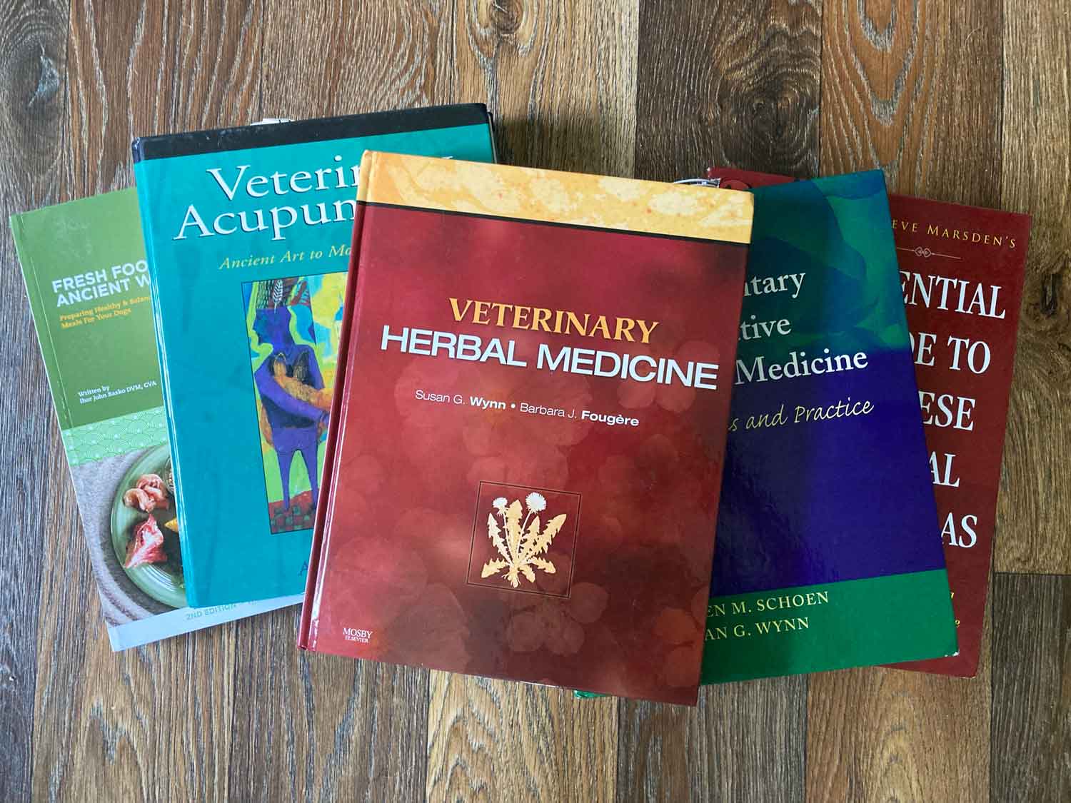 Holistic Veterinary Books